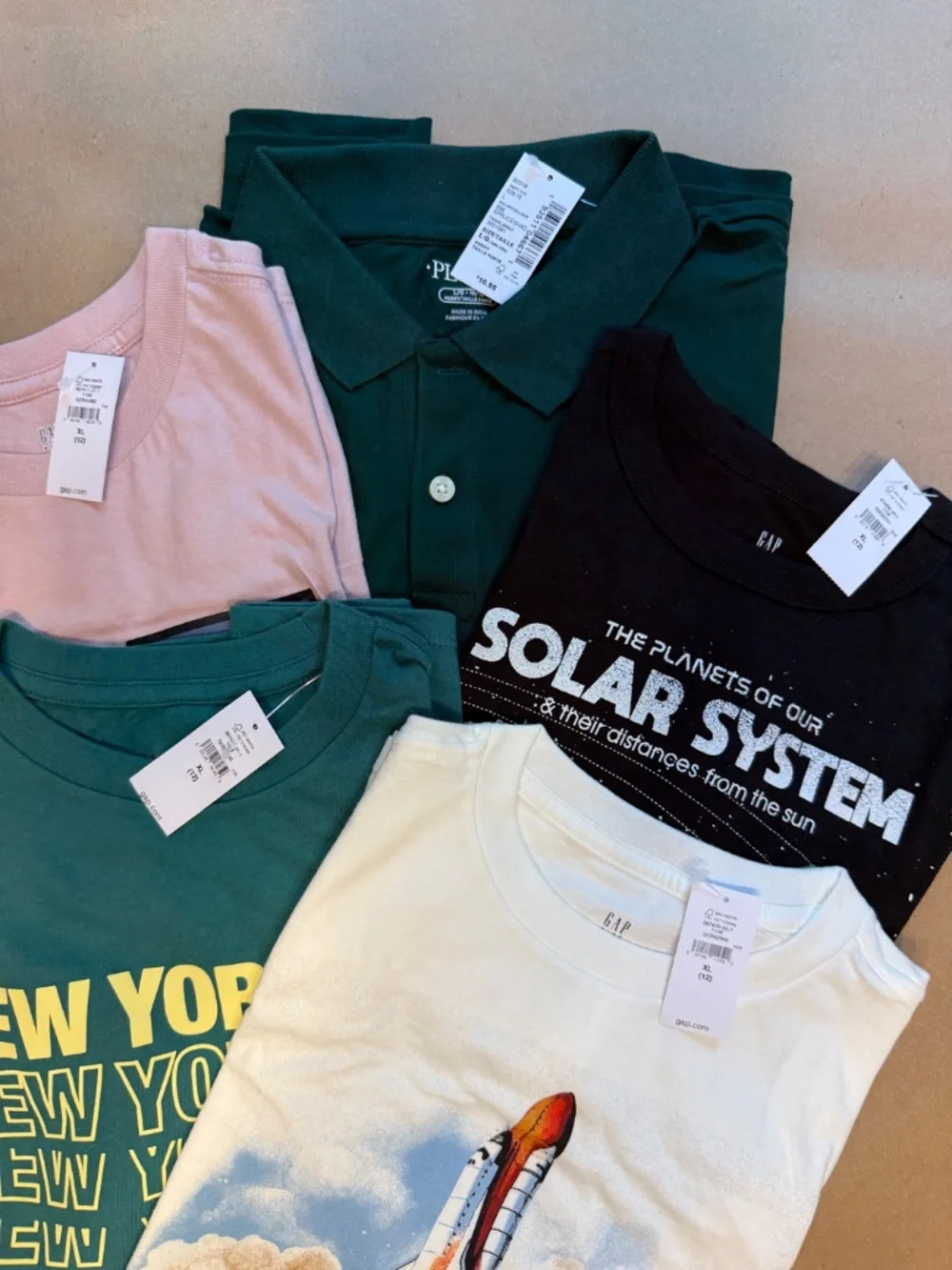 GAP Boys Graphic Tees & Polo XL (12) - set of 5 NWT
